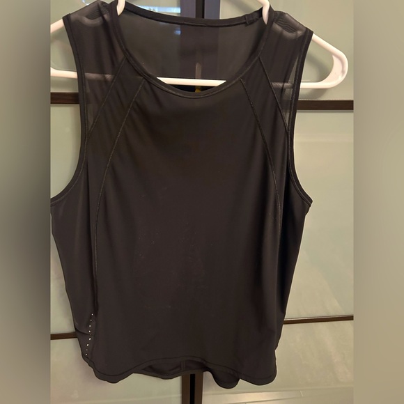LULULEMON SCULPT TANK - size 8 - Picture 1 of 4